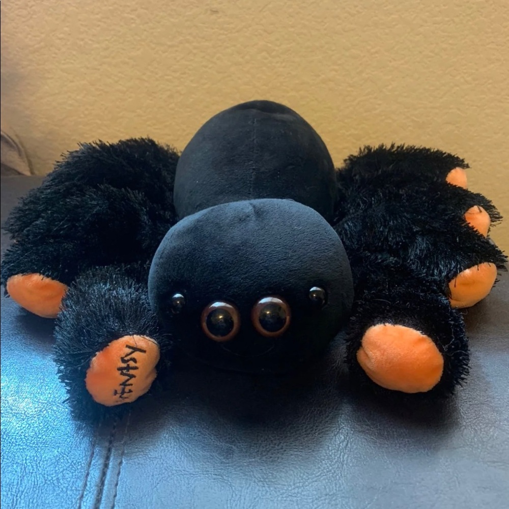 Arachnid Scentsy buddy, Audrey